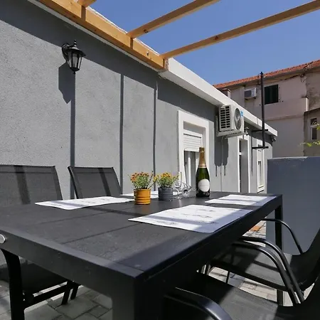 Seaside House Sali, Dugi Otok - 22169 Сasa de vacaciones *